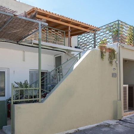 Cozy Studio In Dafnes Near To Heraklion Apartment Dhafnes Exterior photo